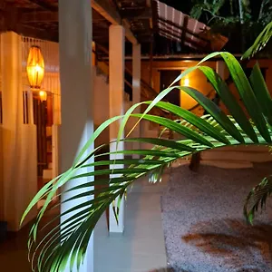 Biribiri Arraial D'ajuda - A 10 Metros Da Rua Mucuge Hotel